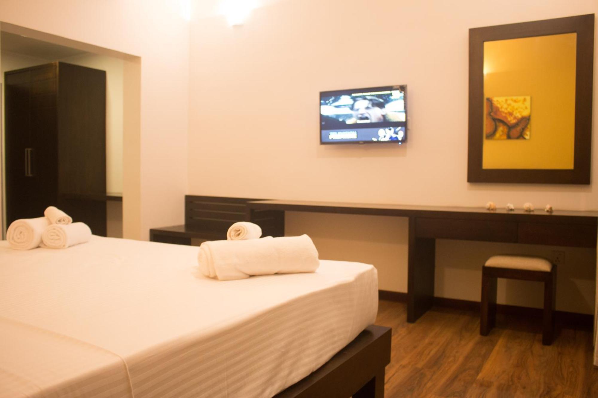 The Suite 262 Negombo Exteriér fotografie